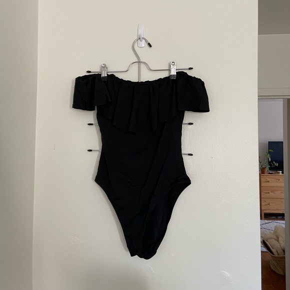 SOLD Trina Turk Black Monaco Bandeau Off Shoulder One Piece Swimsuit M Size 6 - Picture 4 of 8